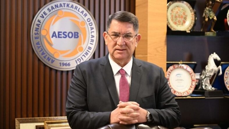 antalya-esnaf-ve-sanatkarlar-odalari-birligi-baskani-adlihan-dere